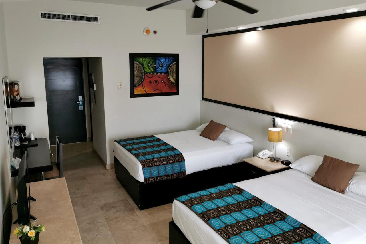 Coral Island Beach View Hotel Mazatlan Exterior photo